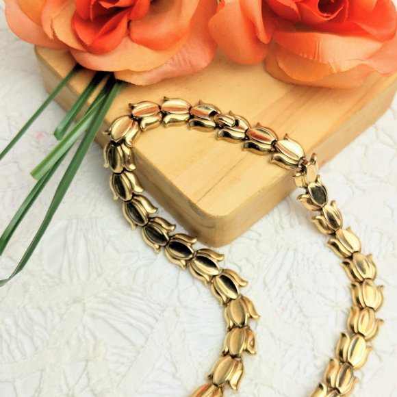 PLANET BOHO SHOP Jewelry - BOHO VINTAGE HEAVY TULIP GOLD NECKLACE + FREE GIFT